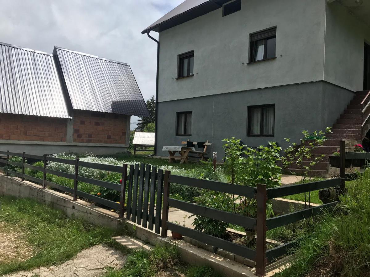 Underwoods Zabljak Guesthouse Екстериор снимка