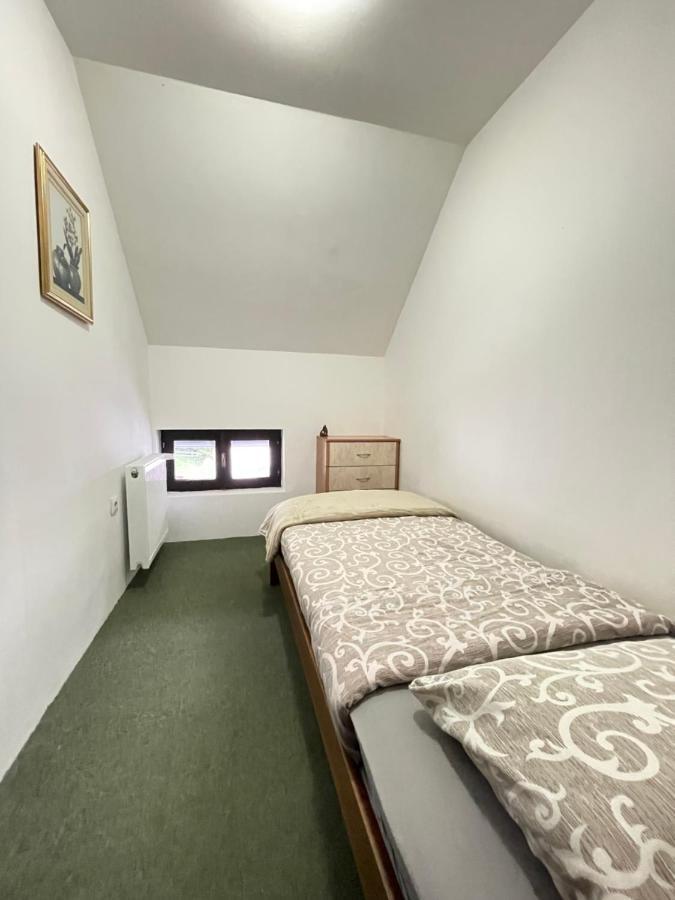 Underwoods Zabljak Guesthouse Екстериор снимка